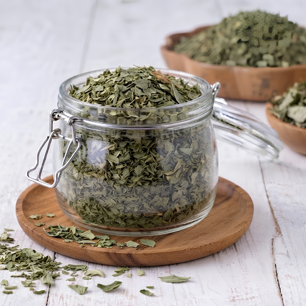 Dried Basil leaves